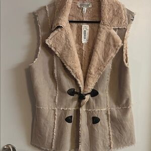 Conrad C Faux Shearling Vest BNWT | Cozy Neutral Layering Piece (see description